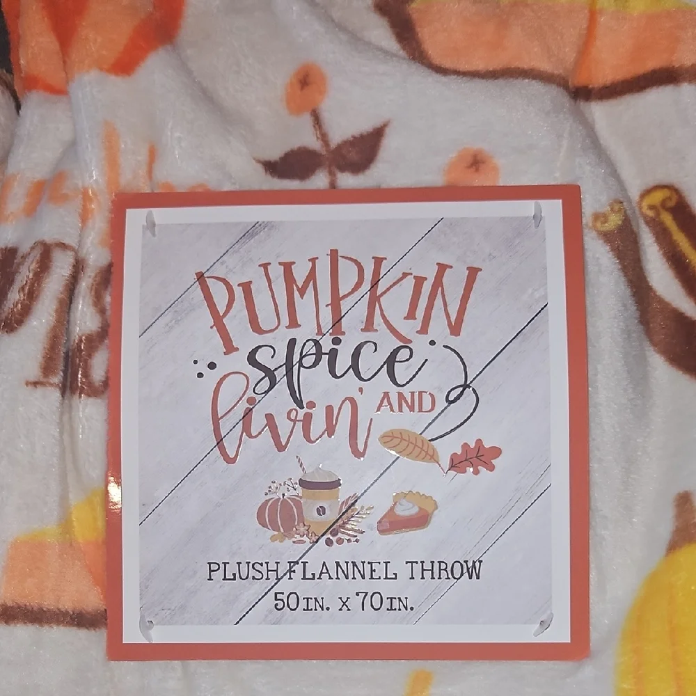 Pumpkin Spice Plush Flannel Throw